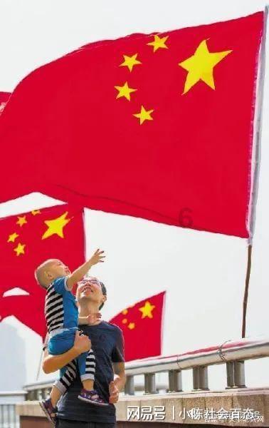老师可以收学生手机不还吗？游戏画面